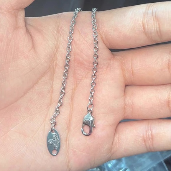 Vivienne Westwood Necklace - Picture 5 of 12